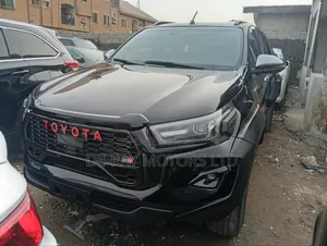Toyota Hilux Revo Double Cab Deisel 2.8 AWD 2019 Black