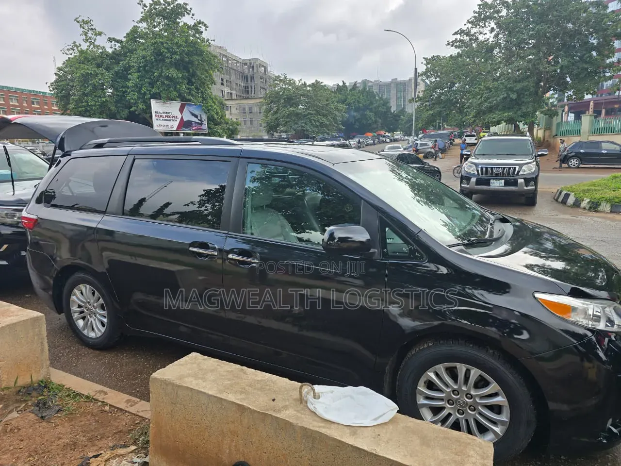 Toyota Sienna for Hire