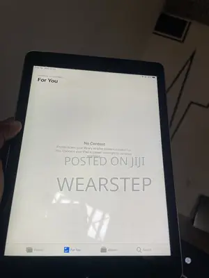 Apple iPad Air 16 GB Gray