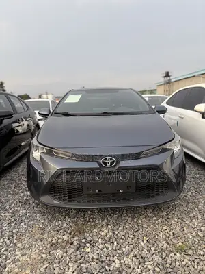 Toyota Corolla XSE 2022 Beige