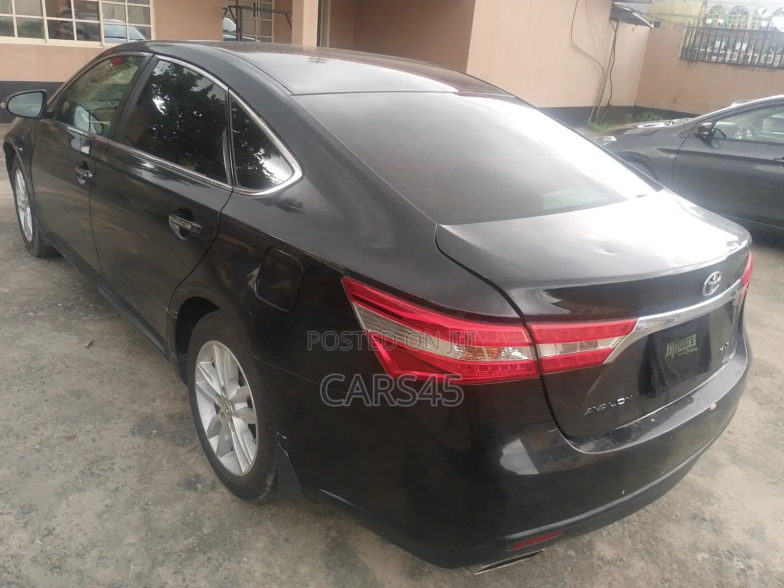 Toyota Avalon 2013 Black