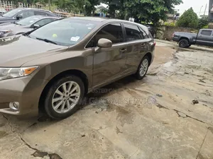 Toyota Venza 2011 Brown
