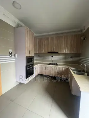 3bdrm Townhouse / Terrace in Lekki Phase 1 for rent