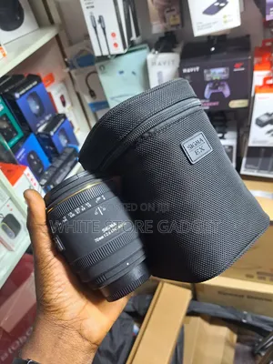 70mm Nikon Sigma DG Macro Lens