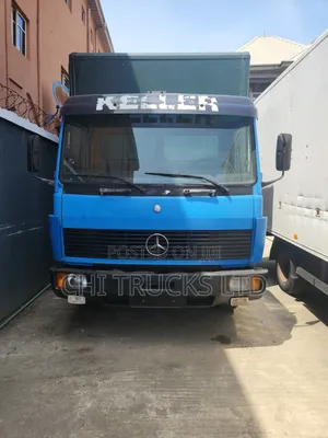 Mercedes Benz 814 Cargo Truck 20ft Long [German]