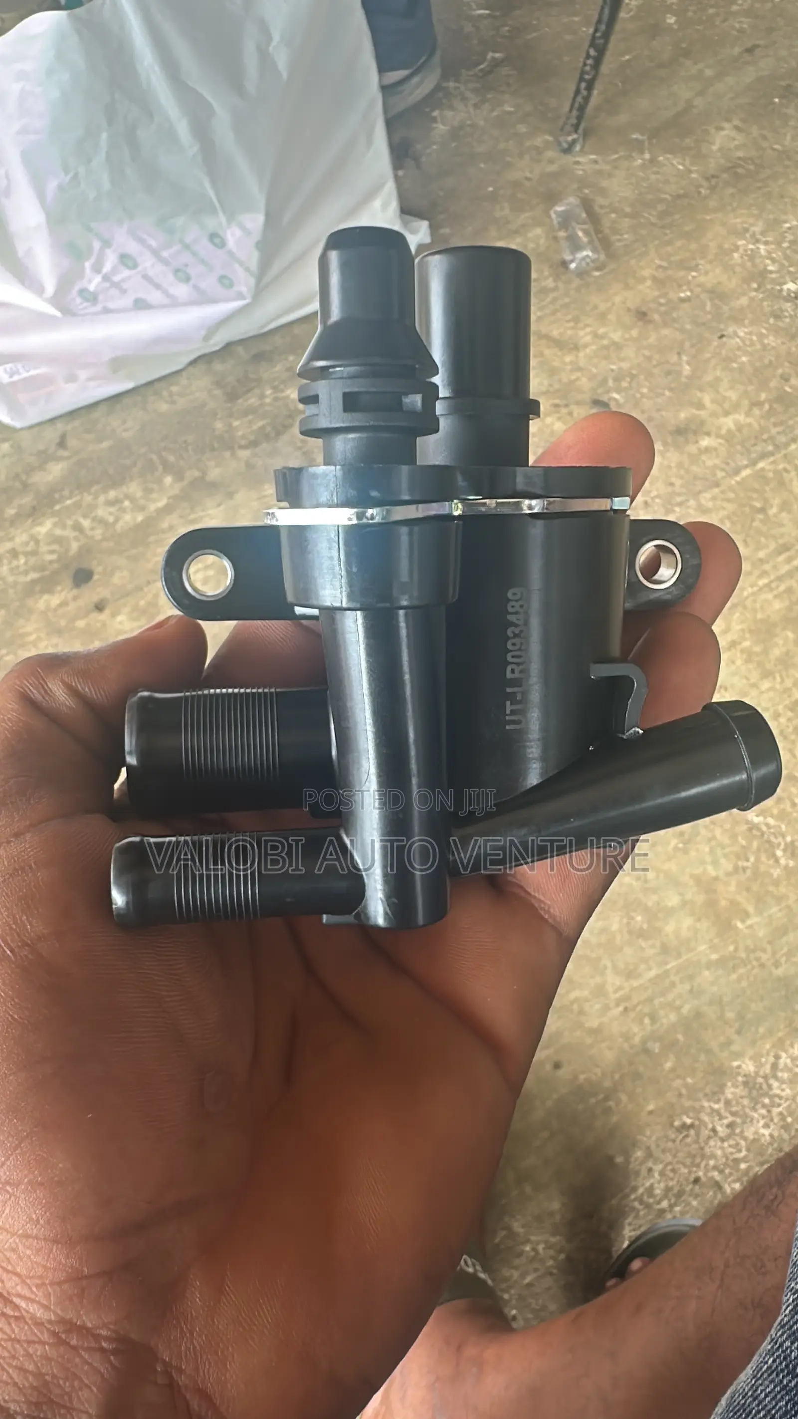 Water Channel Range Rover Velar 4 Plug