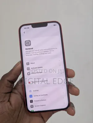 Apple iPhone 13 128 GB Red