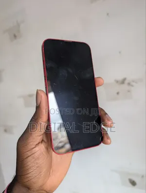 Apple iPhone 13 128 GB Red