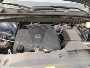 Toyota Highlander Limited Platinum 2019 Blue