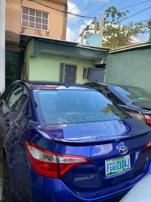 Toyota Corolla 2017 Blue