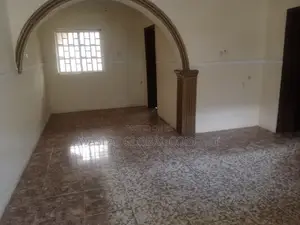 3bdrm Block of Flats in Ogoluwa, Osogbo for rent