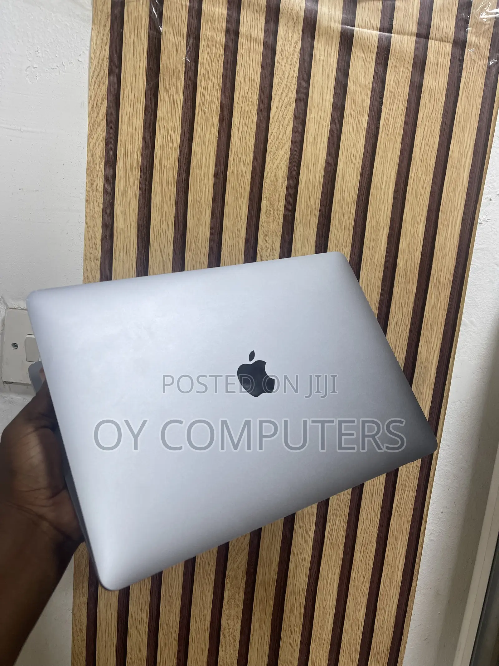 Laptop Apple MacBook 2017 8GB Intel Core i5 SSD 512GB