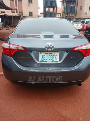 Toyota Corolla LE 4dr Sedan (1.8L 4cyl CVT) 2016