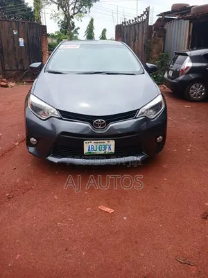 Toyota Corolla LE 4dr Sedan (1.8L 4cyl CVT) 2016