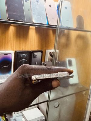 Samsung Galaxy S22 5G 128 GB Gold