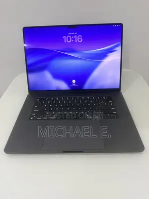 Laptop Apple MacBook Pro 2024 M4 Pro 24GB Apple M4 Pro SSD 512GB