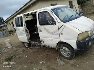 Suzuki Every 2003 White