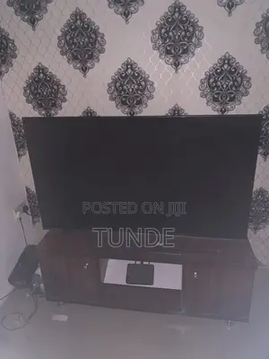 55 Inches Hisense