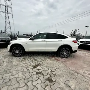 Mercedes-Benz GLC-Class 2019 White