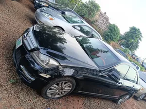 Mercedes-Benz C350 C350 BlueEFFICIENCY 4MATIC AWD 2010 Black