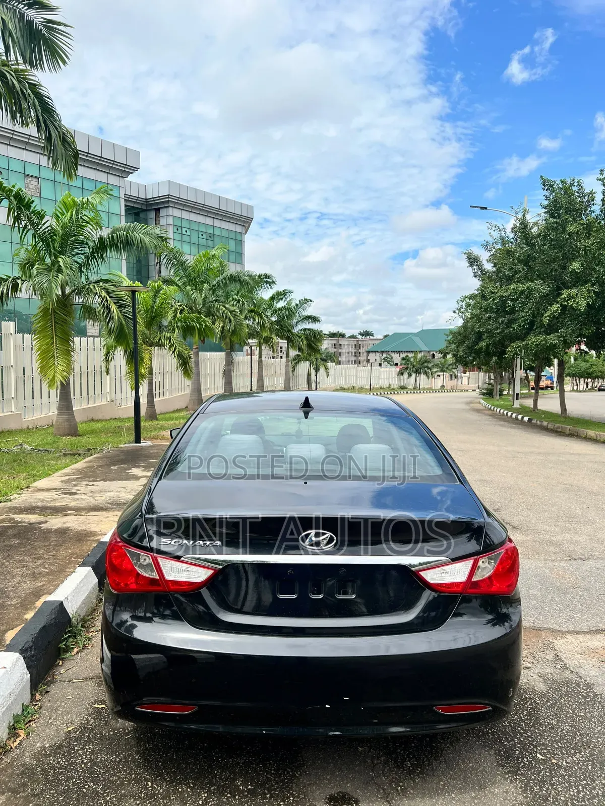 Hyundai Sonata 2010 Black