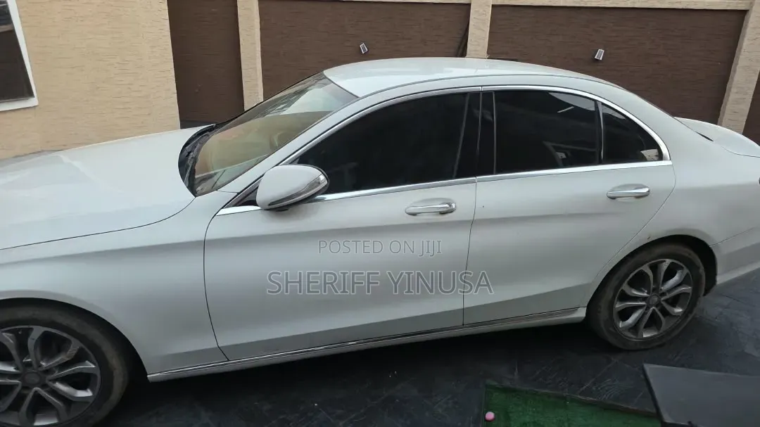 Mercedes-Benz C300 2015 White