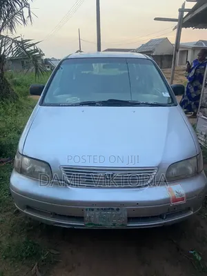 Honda Shuttle 2.3 2WD 2001 Off white