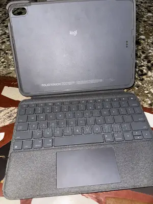 Logitech Folio Touch Keyboard Case With Trackpad – YU0043