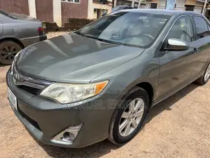Toyota Camry LE 4dr Sedan (2.5L 4cyl 6A) 2012 Green
