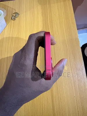 Apple iPhone 14 128 GB Red