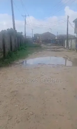 A Flat Land of 80/120 Feet at UTI Str, Effurun for Sale