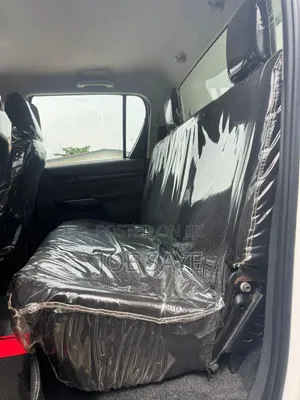 Toyota Hilux 2020 White