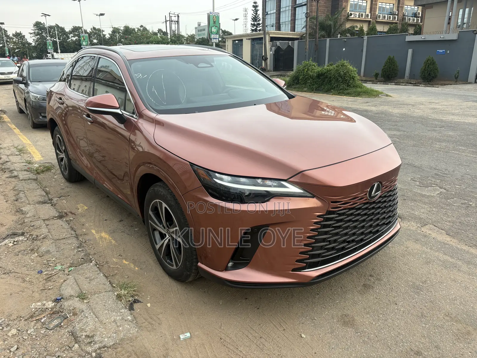 Lexus ES 350 FWD 2023 Brown