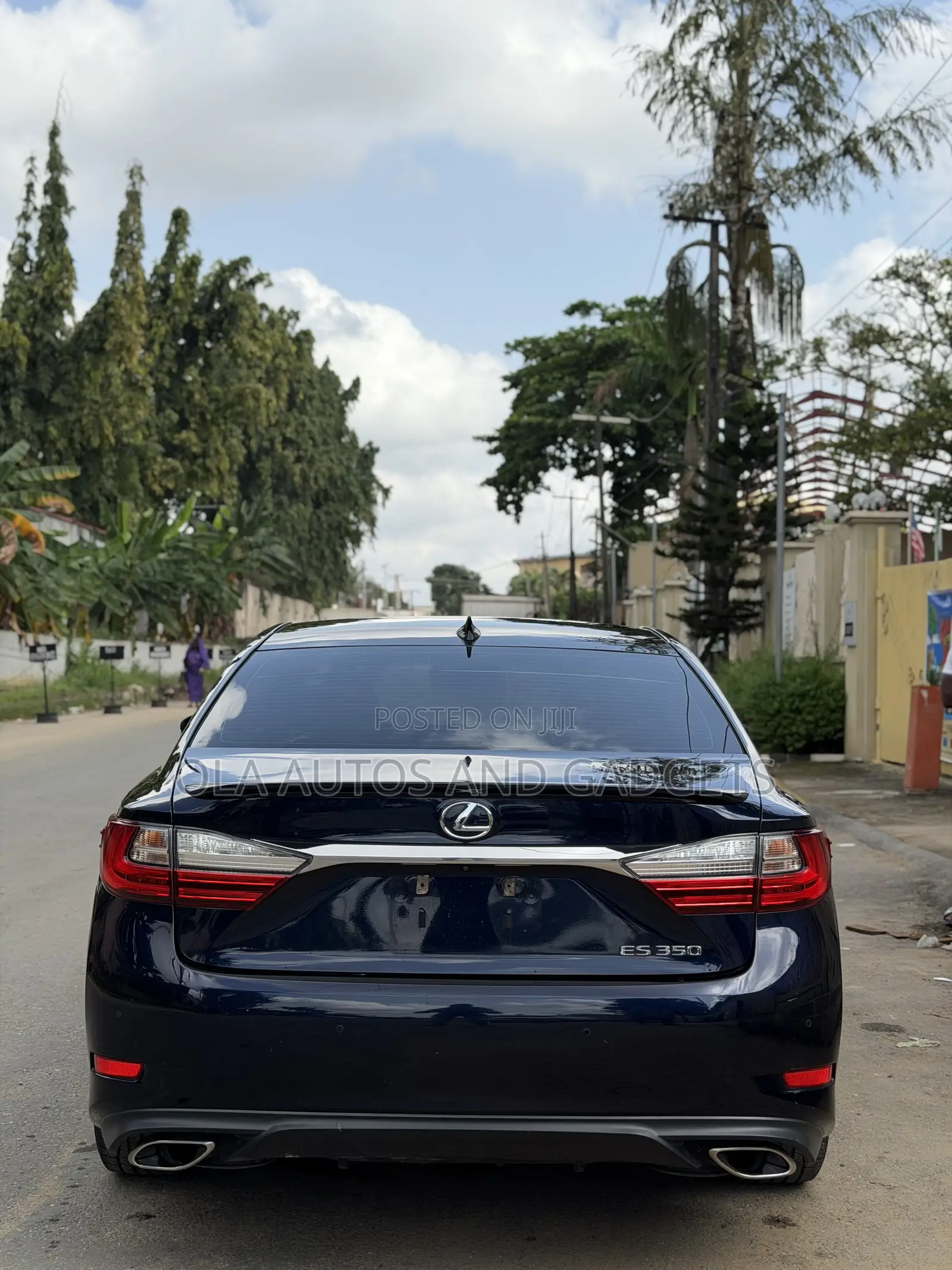 Lexus ES 350 FWD 2017 Blue