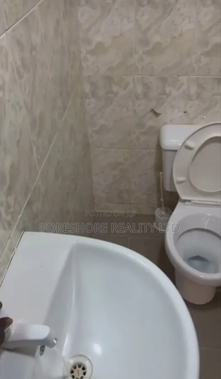 2bdrm Apartment in Ikeja Gra for rent