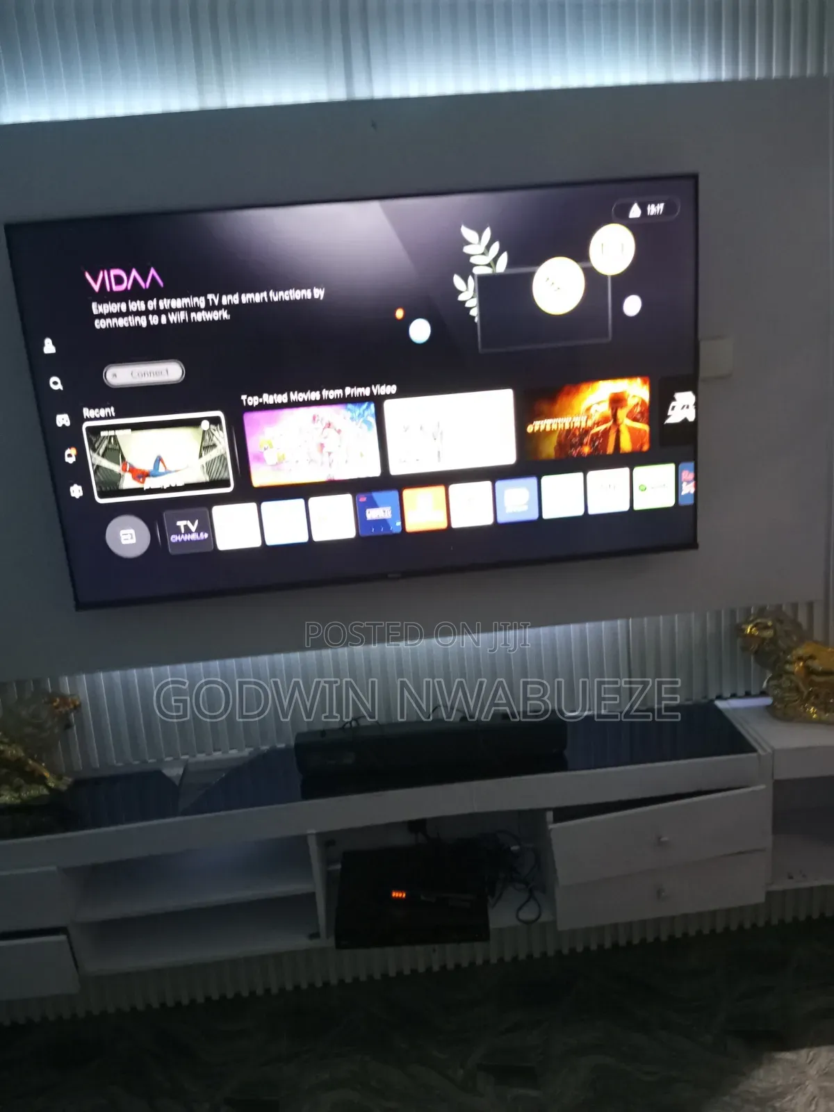 Hisense smartTV 65 Inches
