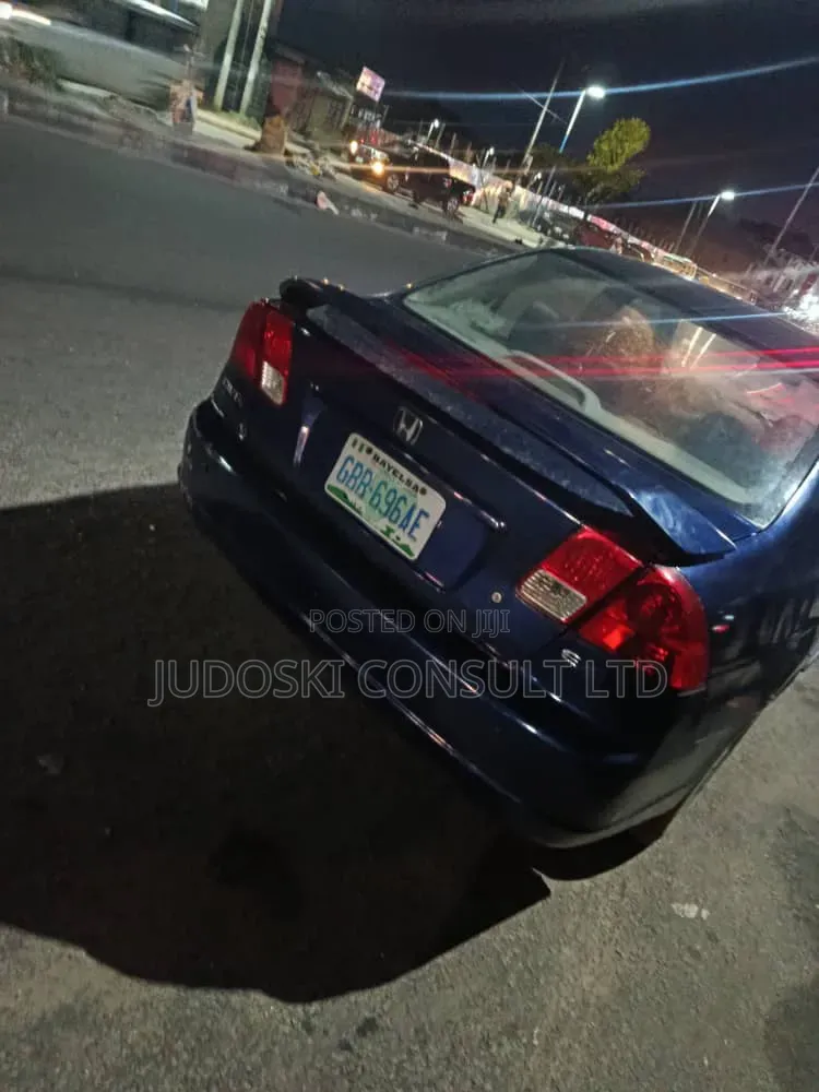 Honda Civic 2005 Blue