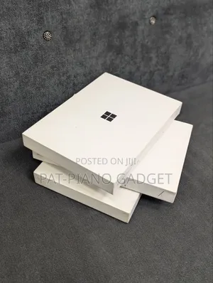 New Microsoft Surface Pro 16GB Qualcomm Snapdragon X Plus SSD 256GB