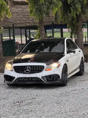 Mercedes-Benz C300 Base 4Matic Sedan AWD (2.0L 4cyl 7A) 2016 White
