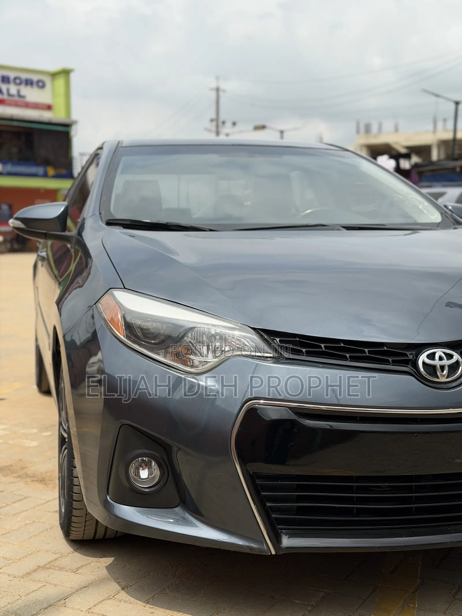 Toyota Corolla 2015 Gray