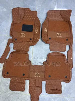 Brown Color Toyota Highlander Double Layer Tiles Leather Mat