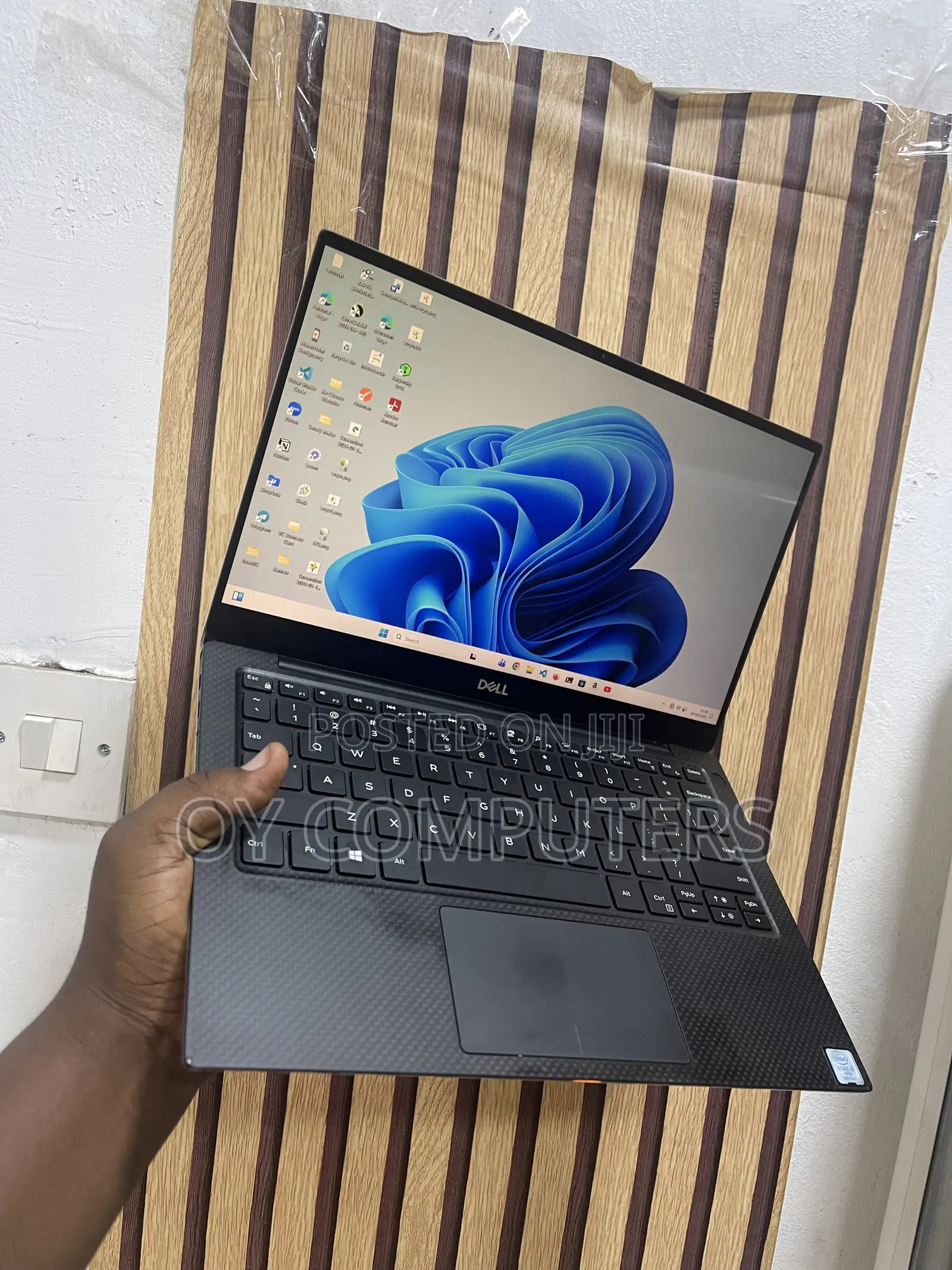 Laptop Dell XPS 13 9380 8GB Intel Core i5 SSD 256GB
