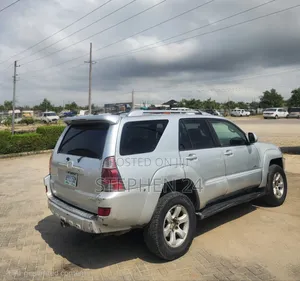 Toyota 4-Runner 2005 Silver