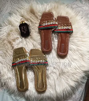 LV Classic Slippers