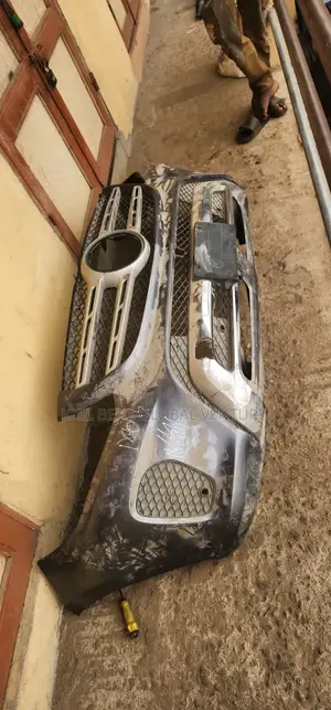 GLS550 2016 Follow Come Complete Front Bumper With Grill