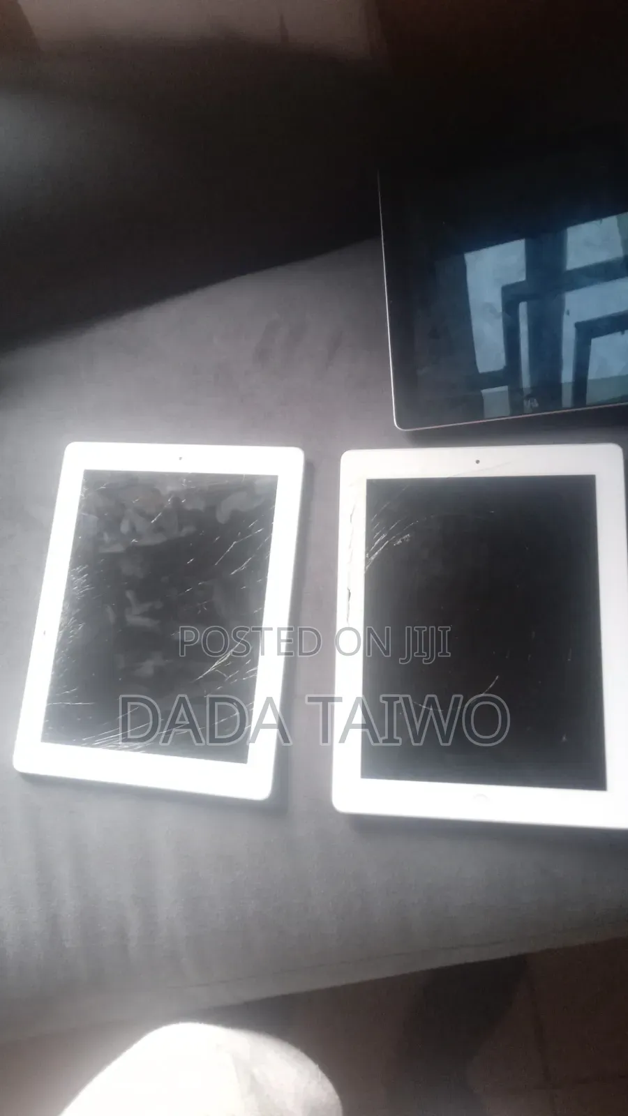 Apple iPad Wi-Fi 32 GB Gray
