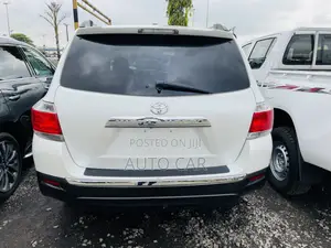 Toyota Highlander 2013 White