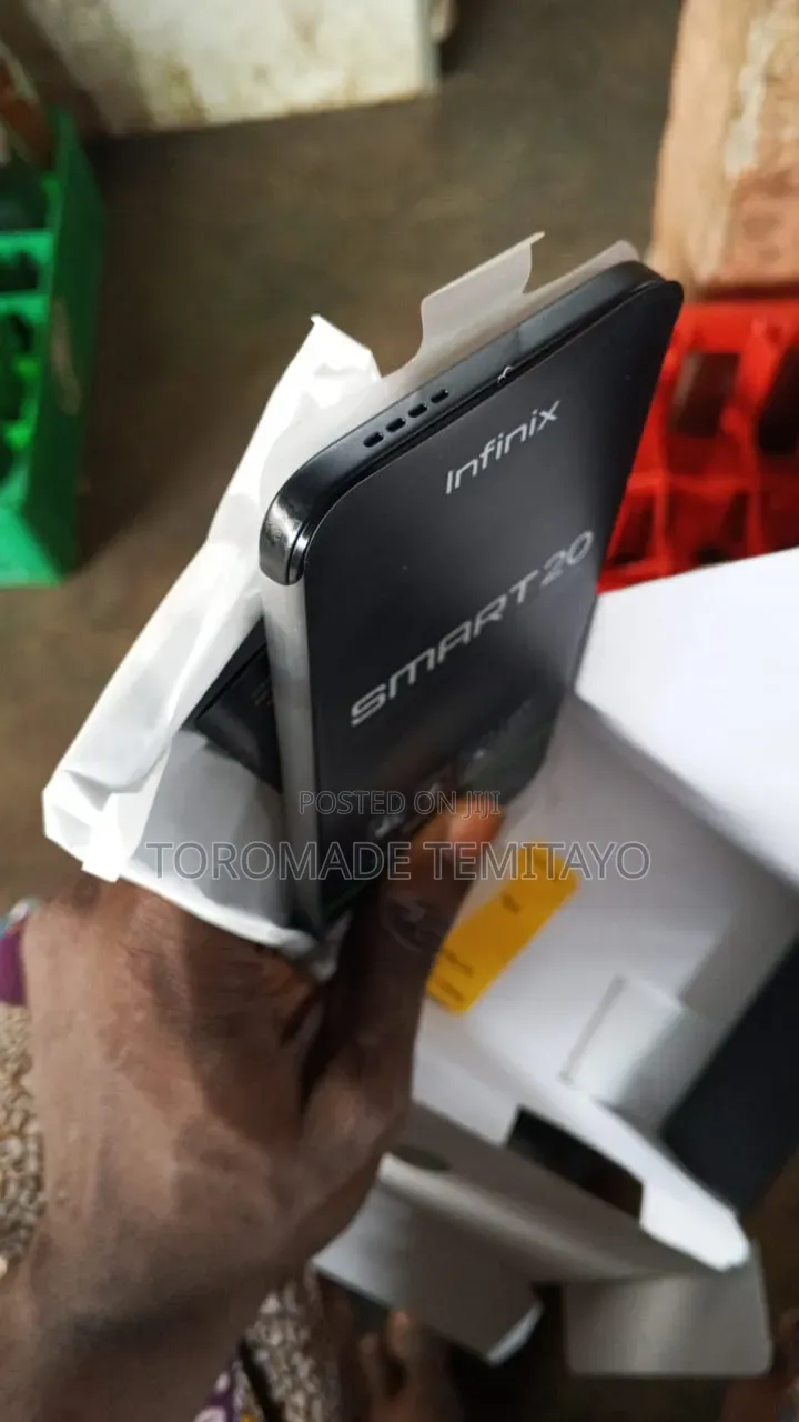 New Infinix Smart 20 64 GB Orange