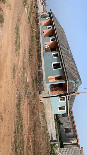 10bdrm Block of Flats in Ijede / Ikorodu for sale