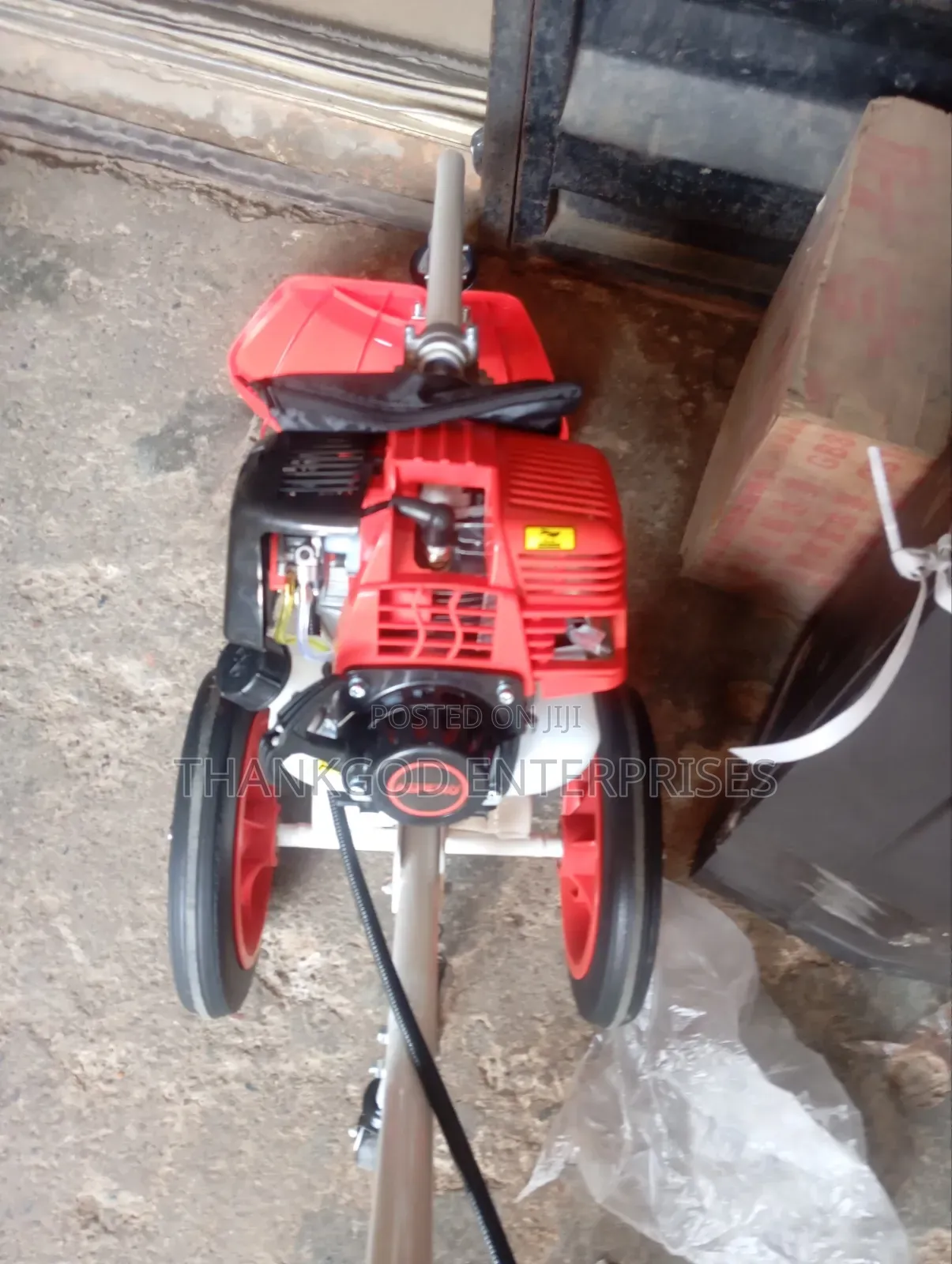 Brush Cutter With Petrol Engine